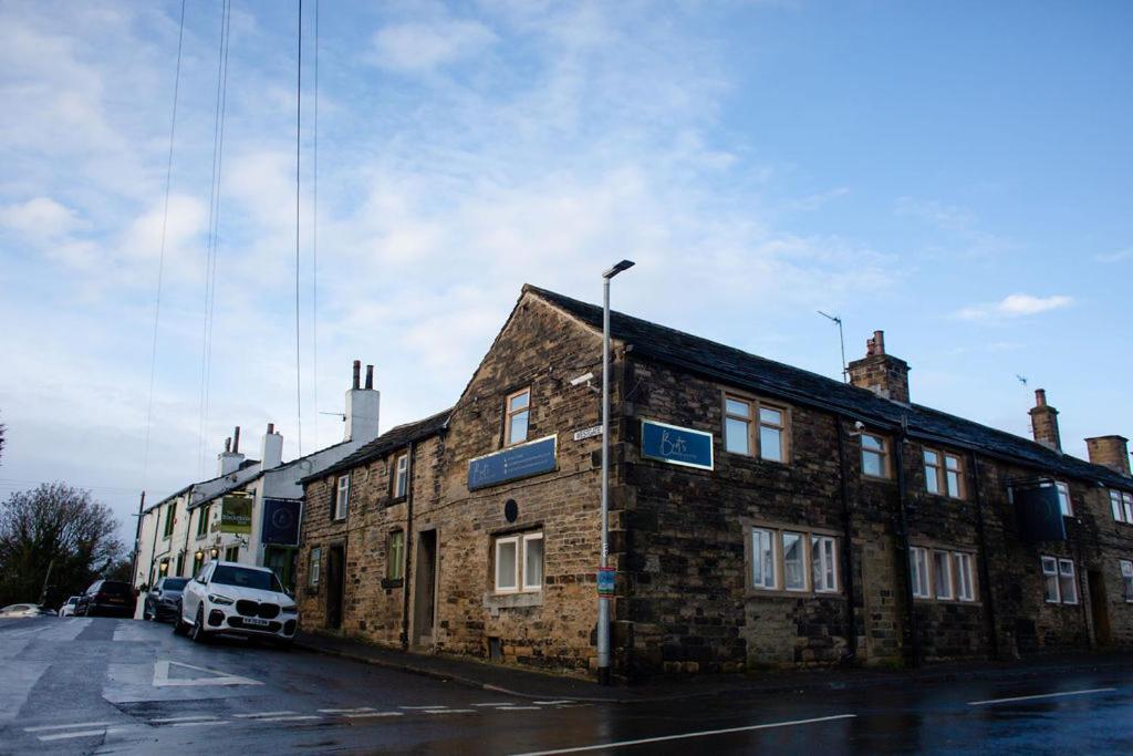 Bert'S Rooms At The Black Horse Inn برغهاوس المظهر الخارجي الصورة