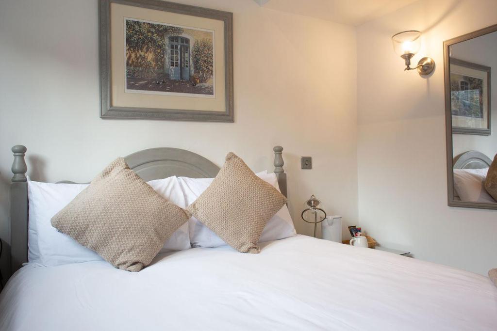 Bert'S Rooms At The Black Horse Inn برغهاوس المظهر الخارجي الصورة